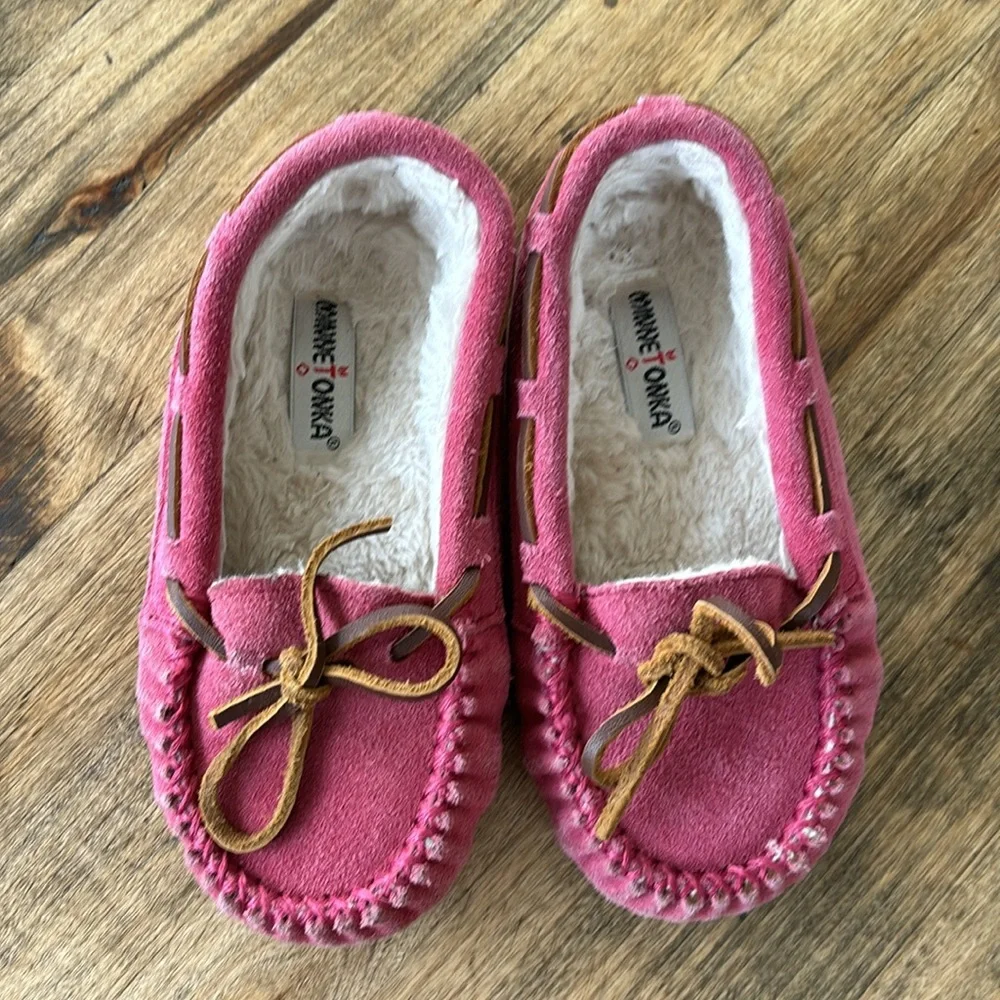 Girls Minnetonka Hardsole Slippers